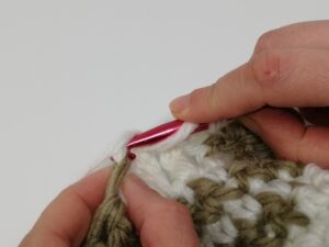 Piquer dans une maille